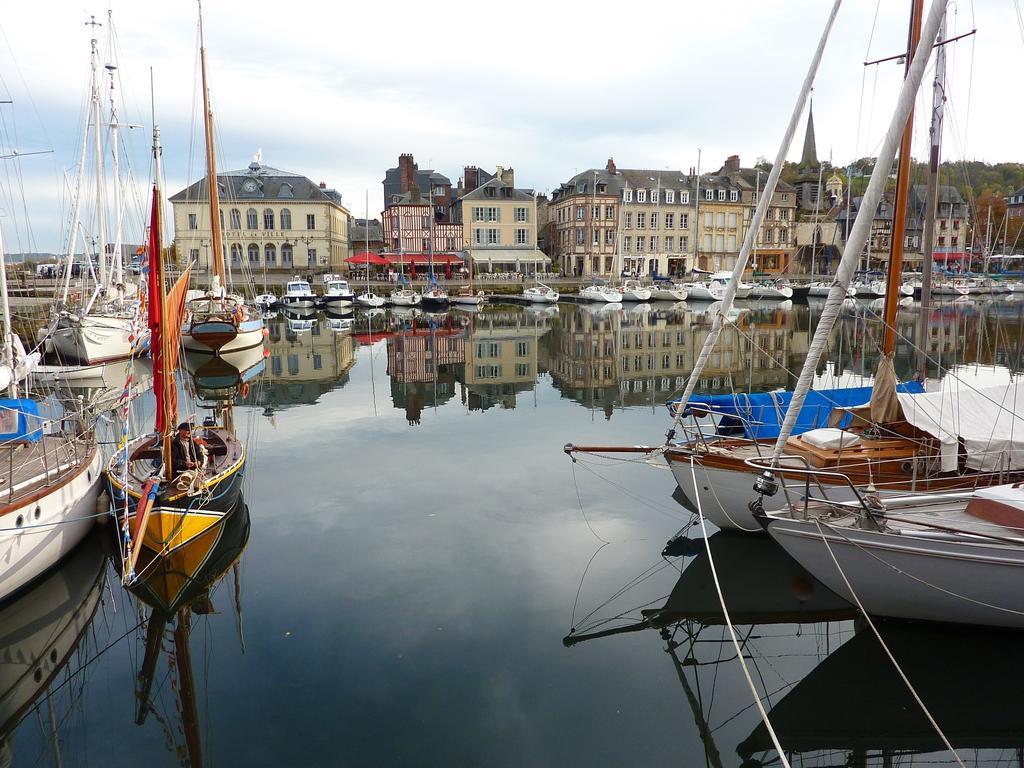 Appartement Bourgeois Honfleur Bagian luar foto